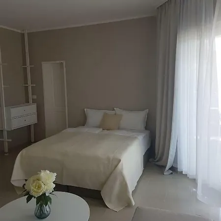 Ana Apartmán *