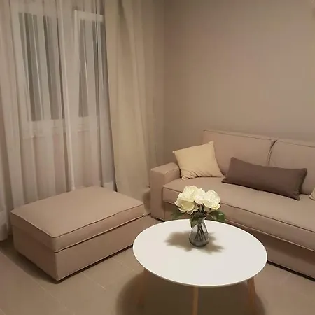 Ana Apartmán *
